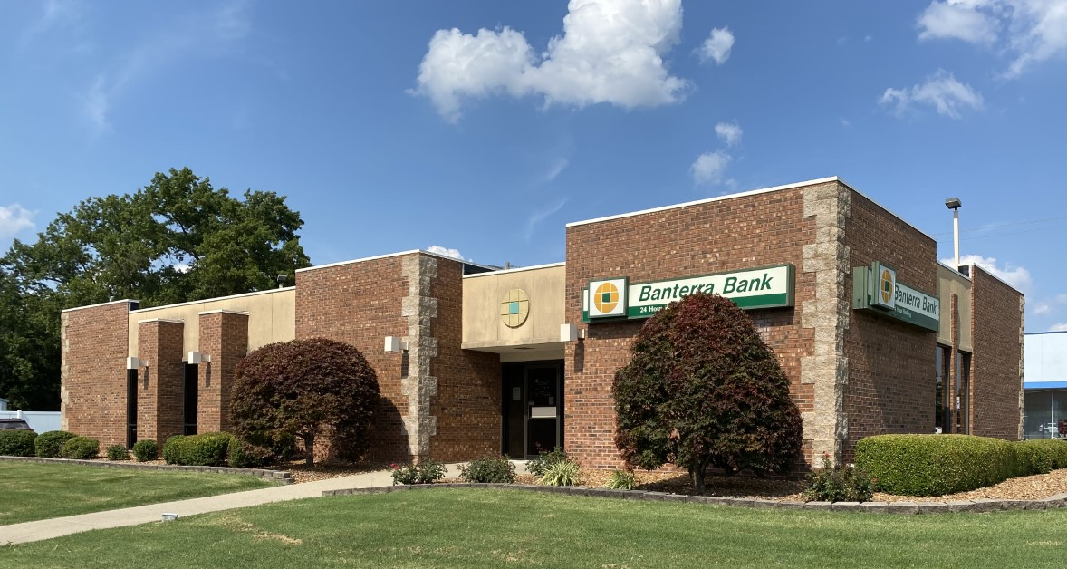 Carmi Bank - Banterra Location - Illinois Rt. 14 Carmi, Illinois