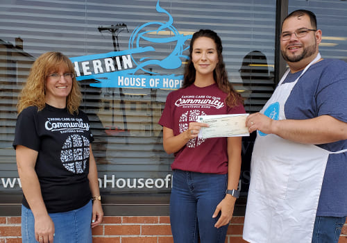 Banterra Bank donating to House of Hope charity